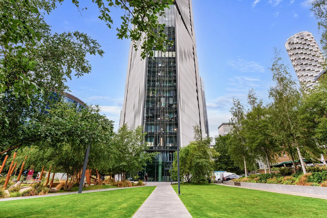 Amory Tower, Marsh Wall, E14, photo 4