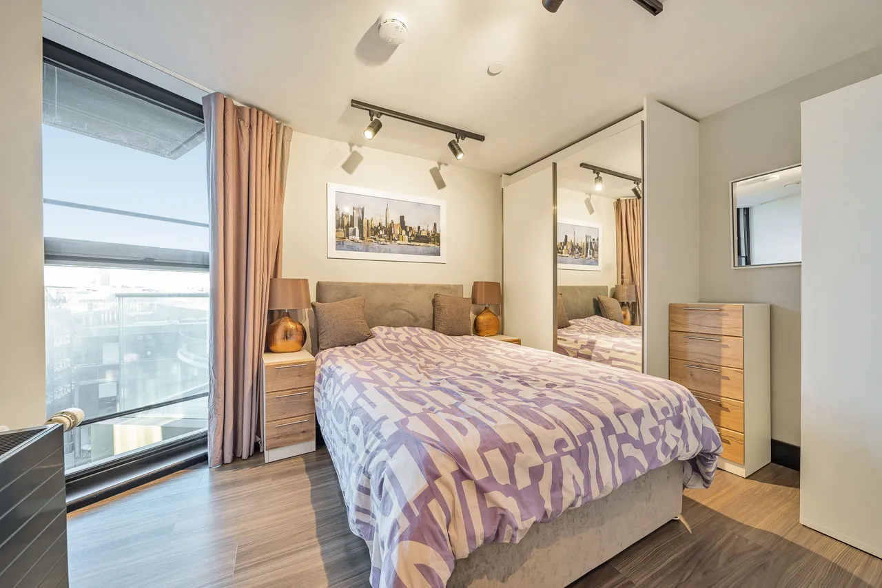 Flat 503, 153 Tower Bridge Road, London, photo 8