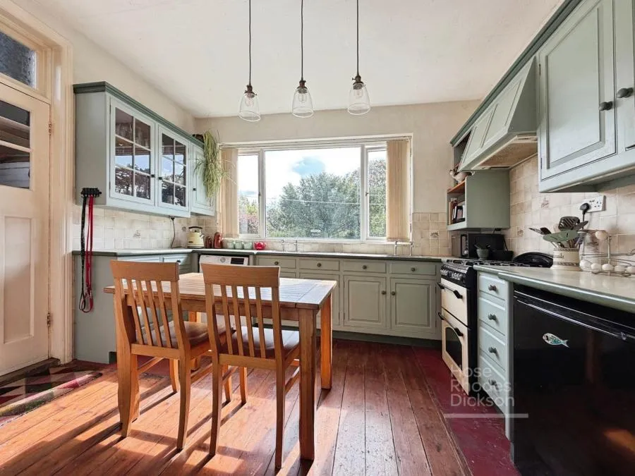 Calbourne Road, Newport, PO30, photo 7