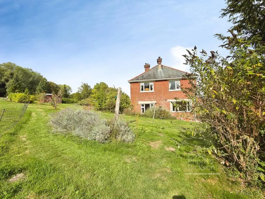 Calbourne Road, Newport, PO30, photo 28
