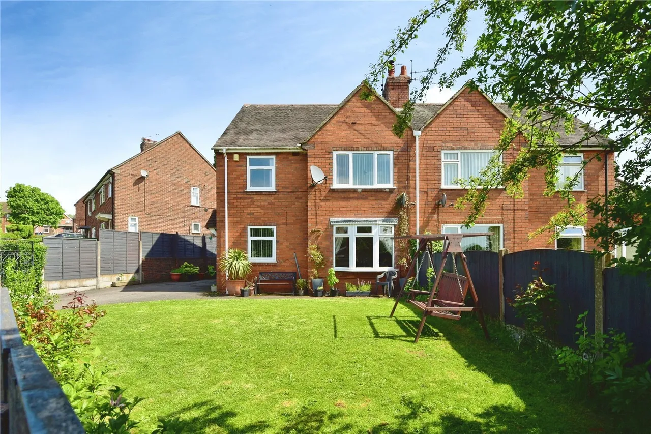 3 bed house for sale — Shawport Avenue, Newcastle, Staffordshire, ST5