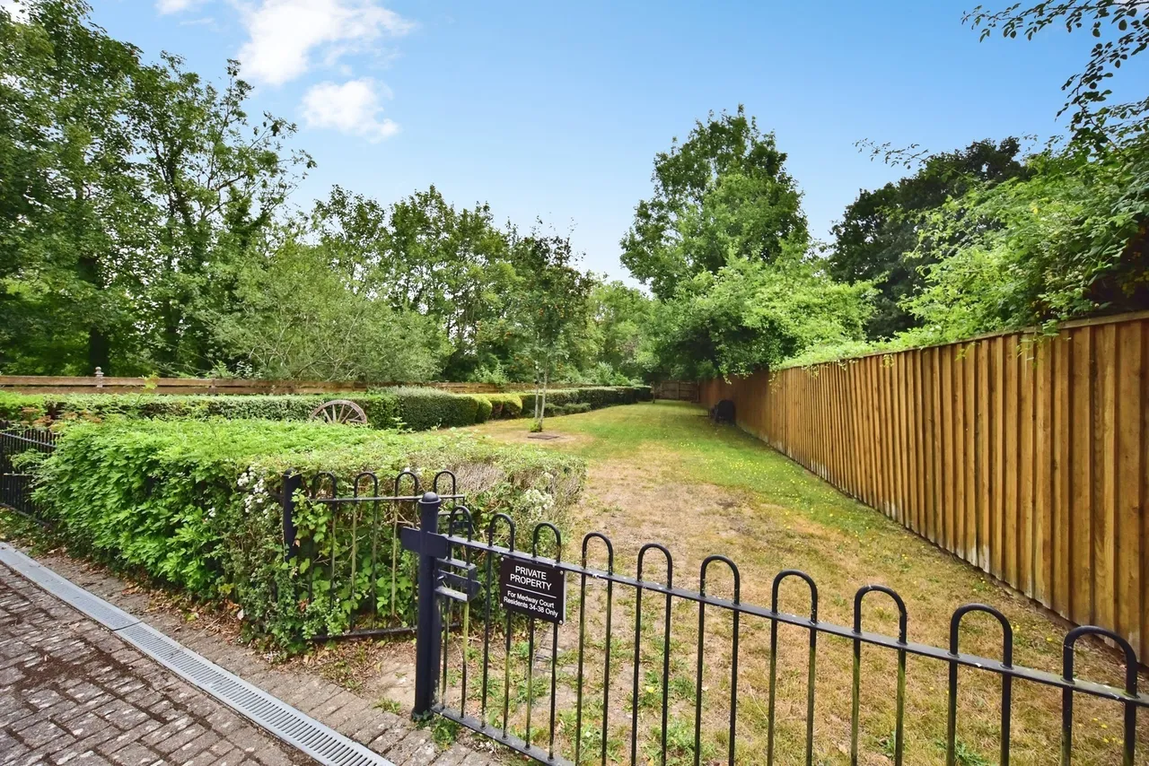 Medway Court, Aylesford, Kent, ME20, photo 9