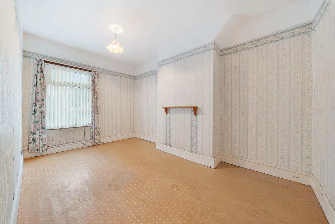 Dundalk Road, Widnes, WA8, photo 6