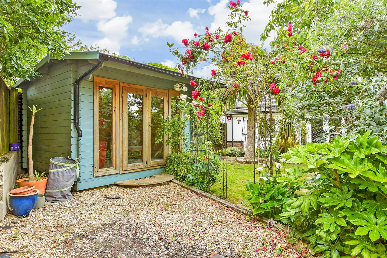 Falmer Road, Woodingdean, BN2, photo 13