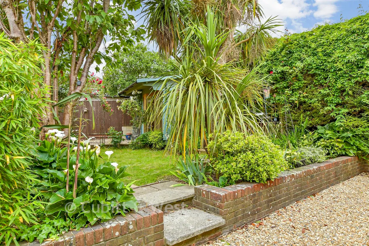 Falmer Road, Woodingdean, BN2, photo 12