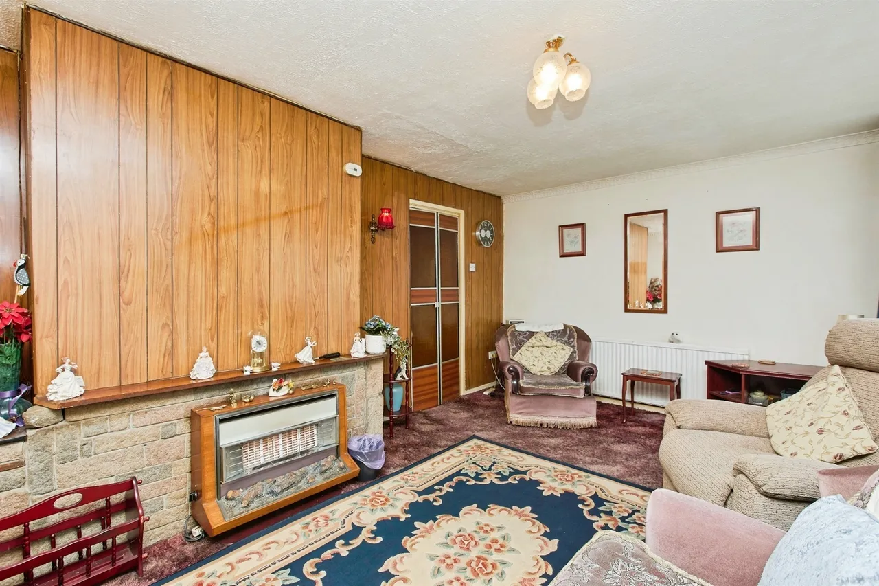 Aspen Road, Barton Under Needwood, DE13, photo 3