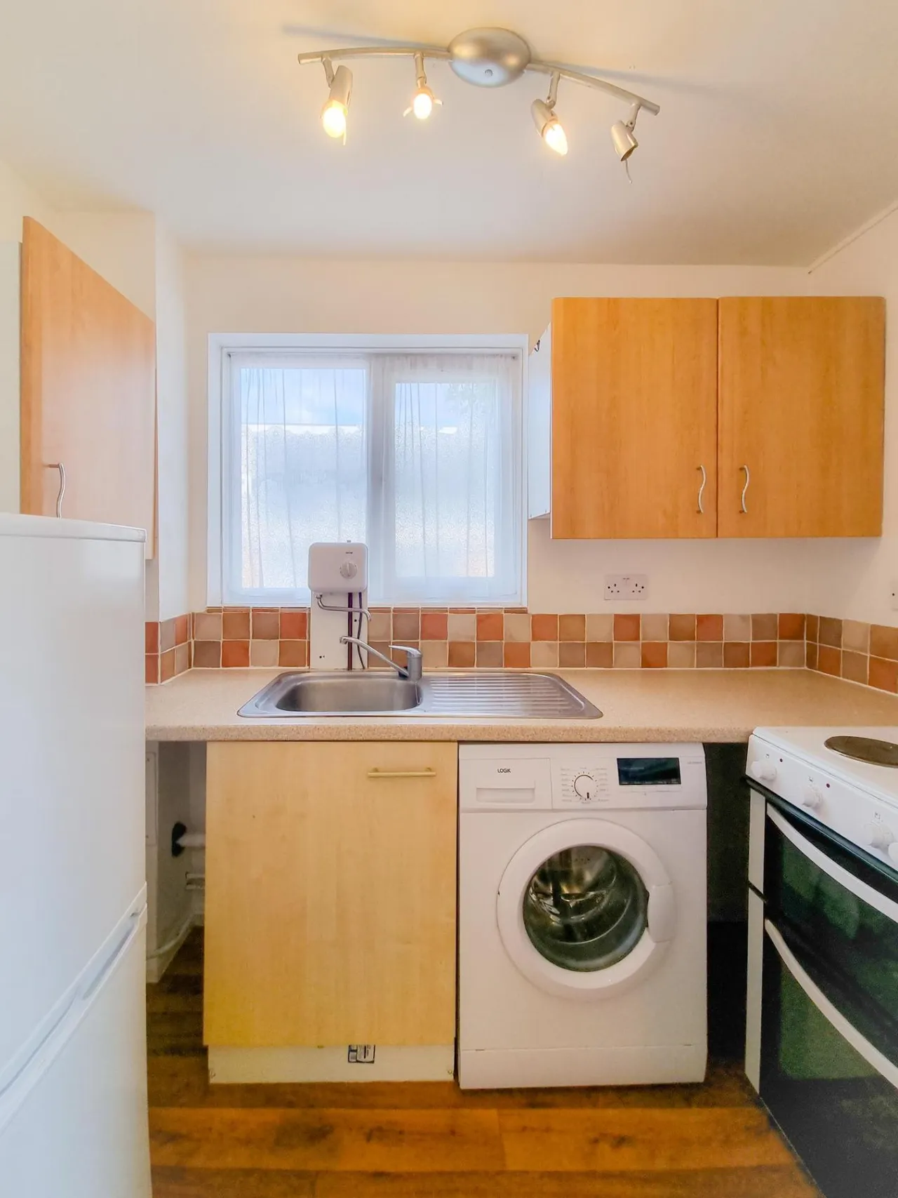 Southwold Road, Nth Wat, WD24, photo 7