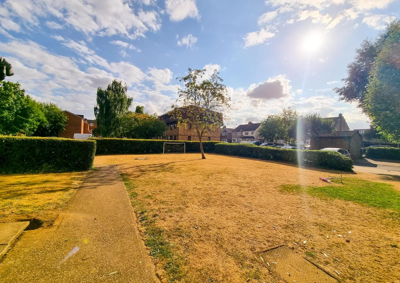 Southwold Road, Nth Wat, WD24, photo 8