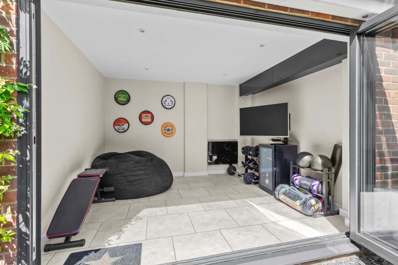 St. Dunstans Close, Monks Risborough, HP27, photo 18