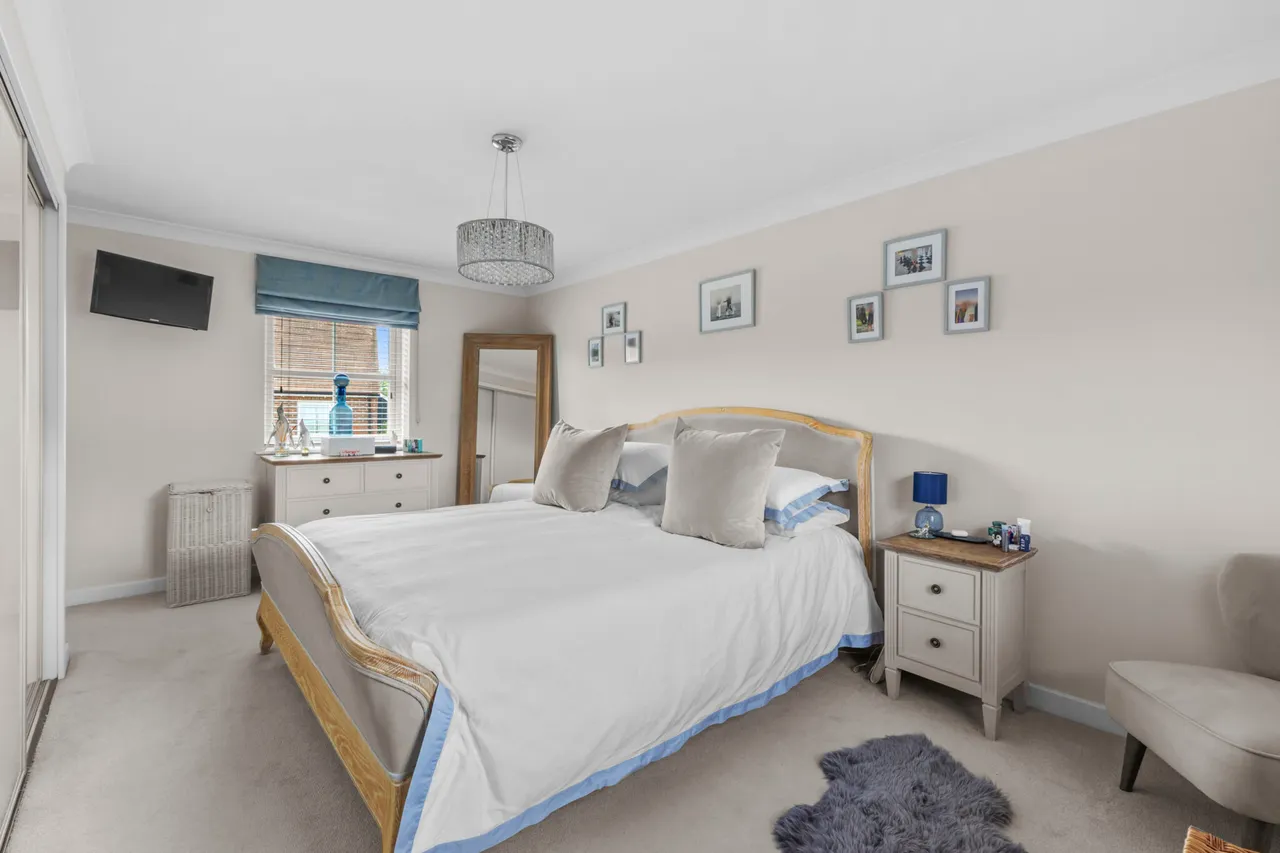 St. Dunstans Close, Monks Risborough, HP27, photo 11