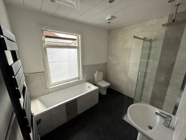 Town Road, Birkenhead, CH42, photo 7