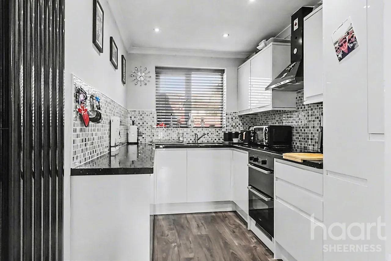 Dreadnought Avenue, Minster, ME12, photo 2