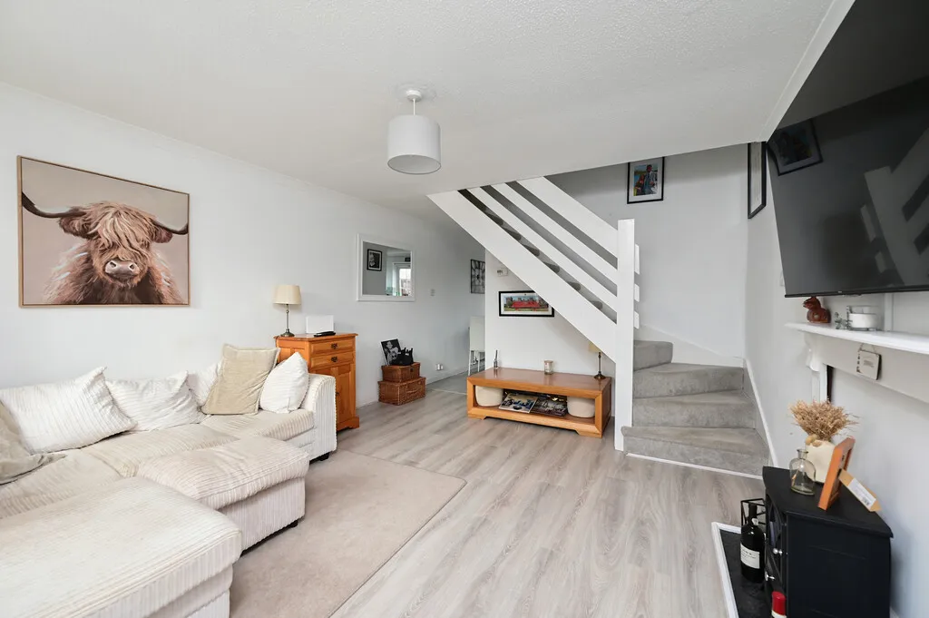 Cherrytree Close, Owlsmoor, GU47, photo 2