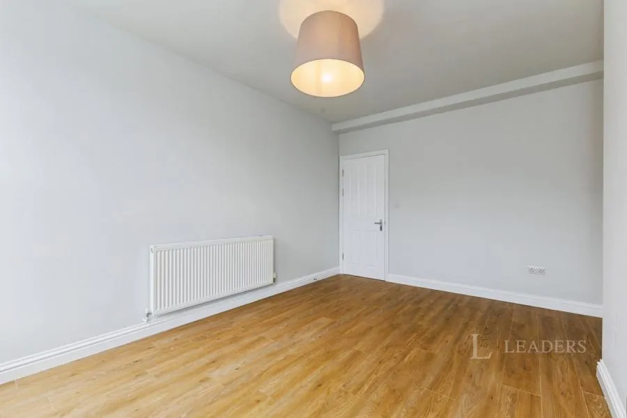 High Street, Epsom, KT19, photo 3