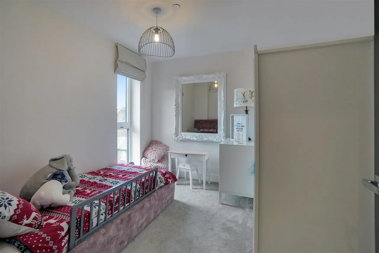 Swan Street, Old Isleworth, photo 15