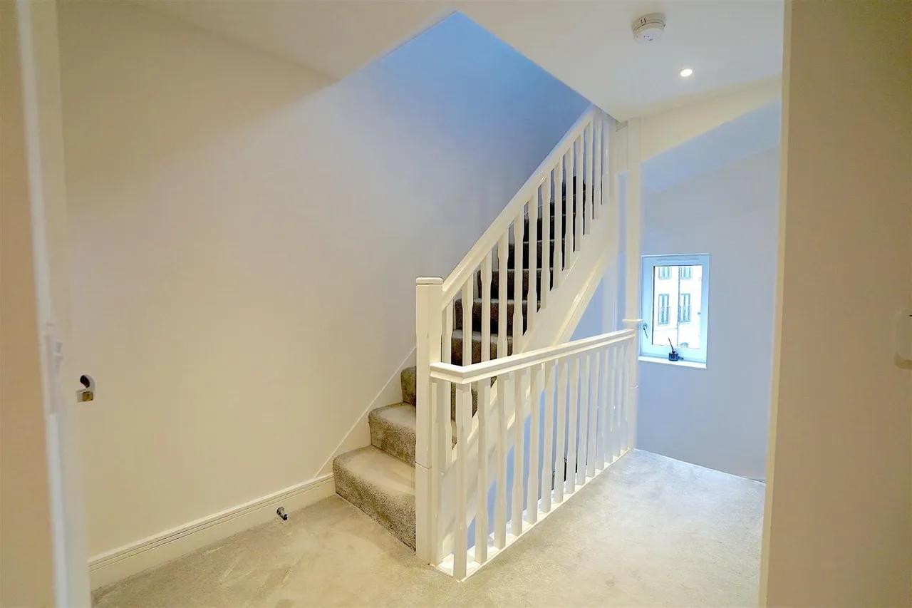 Swan Street, Old Isleworth, photo 14