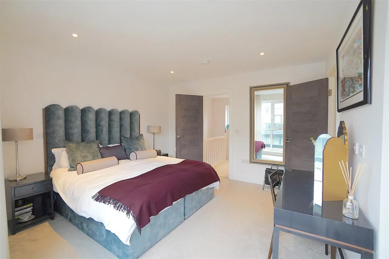 Swan Street, Old Isleworth, photo 7