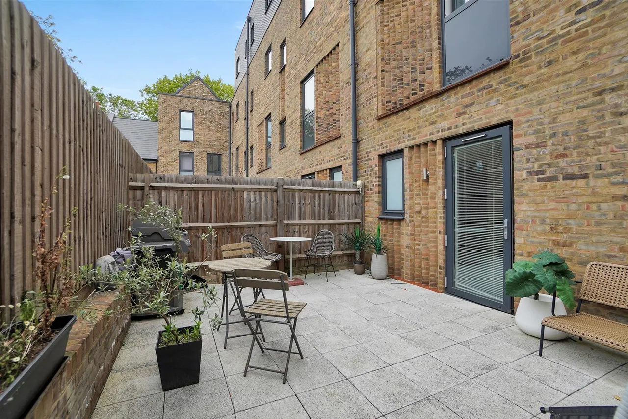Swan Street, Old Isleworth, photo 22