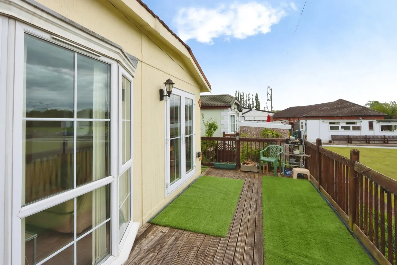 Riverdale Park, Bent Lane, Staveley, Chesterfield, S43, photo 13