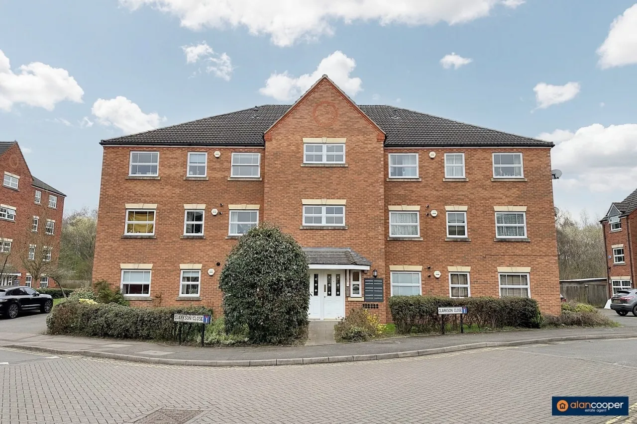 3 bed flat for sale, Clarkson Close, Nuneaton, CV11
