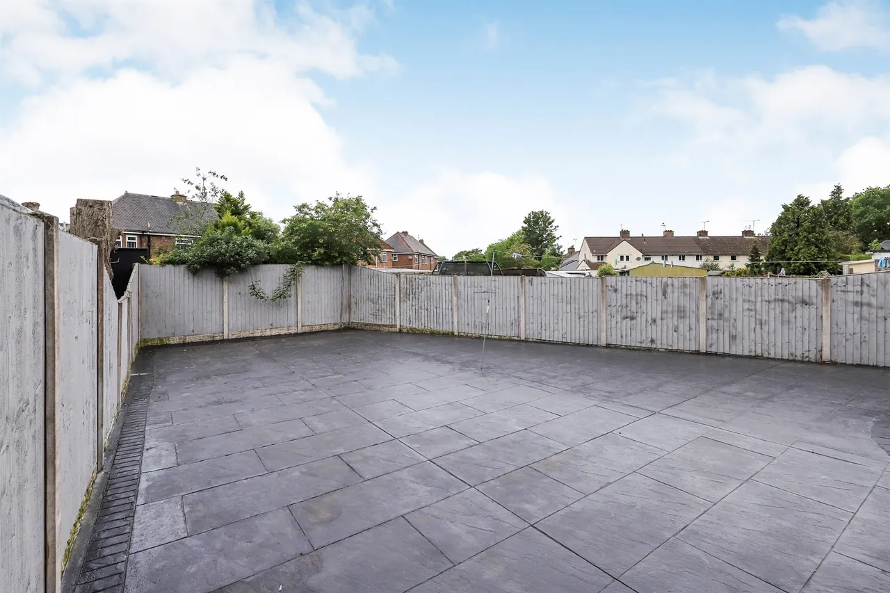 Cannock Road, Featherstone, WV10, photo 16