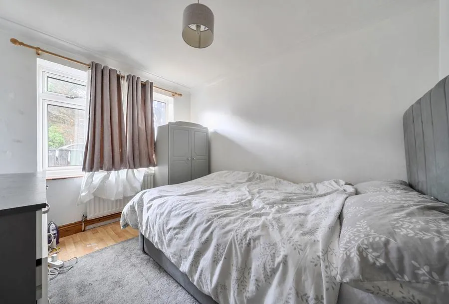 London Road, Redhill, RH1, photo 7