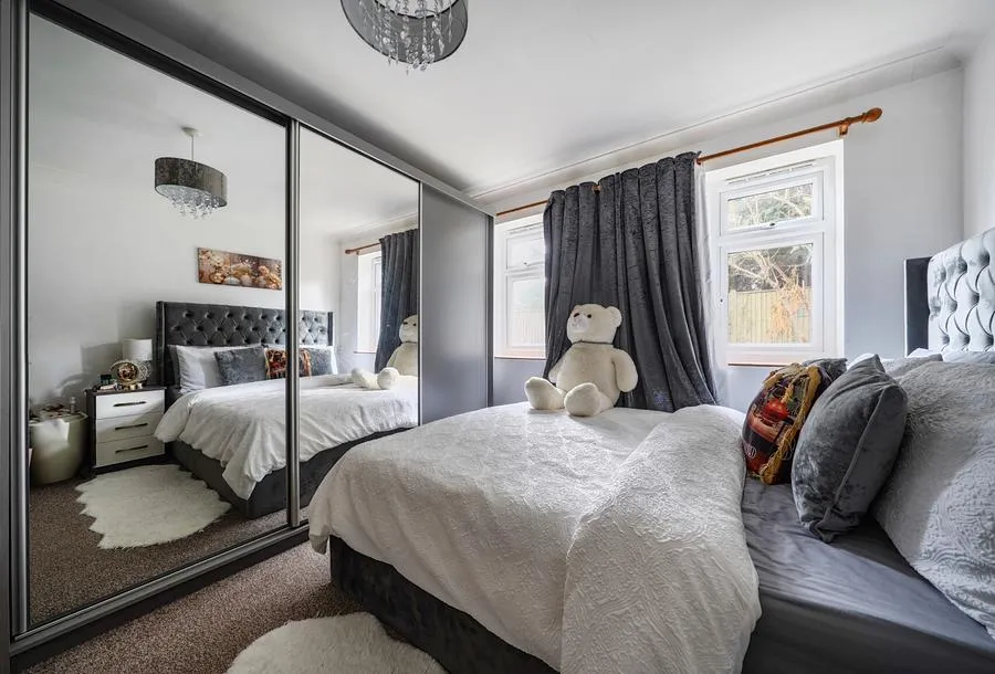 London Road, Redhill, RH1, photo 5