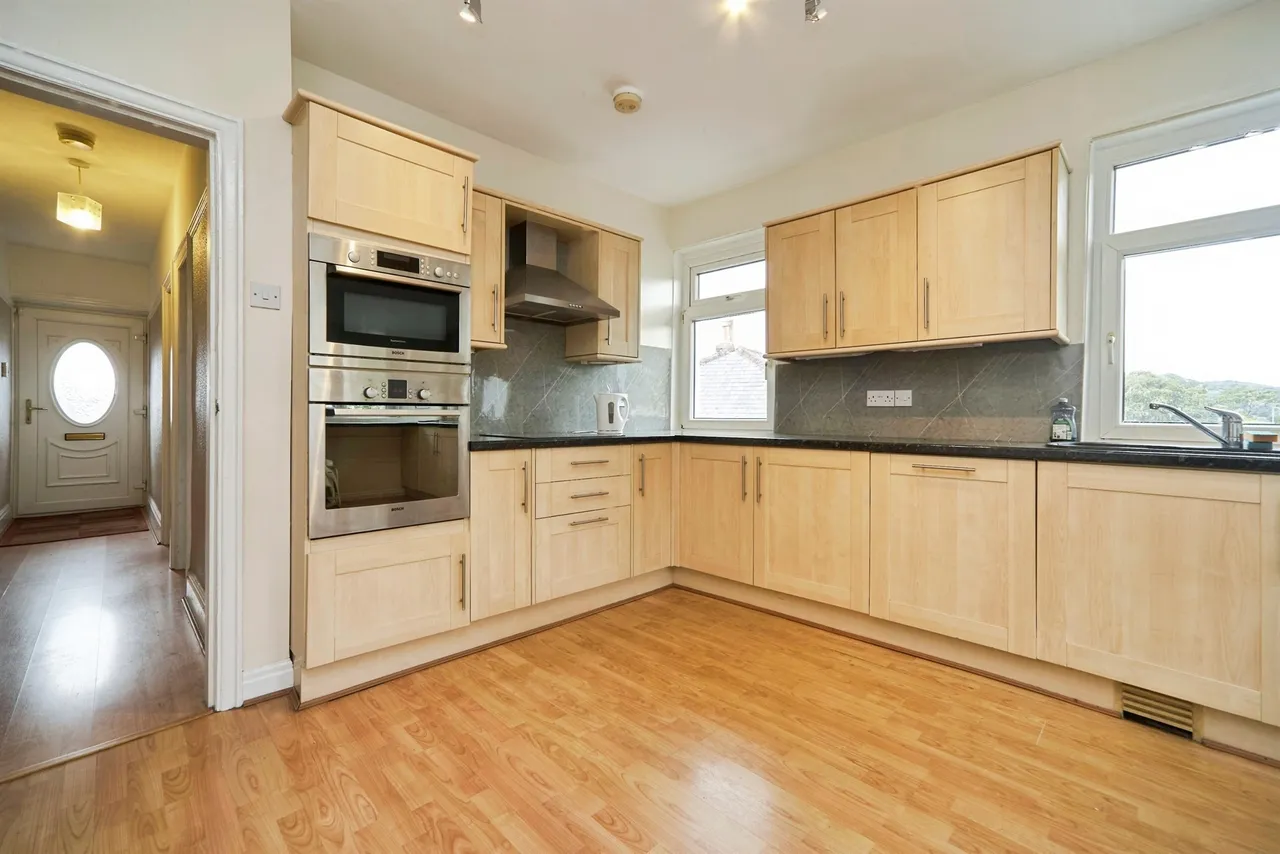 Airedale Mount, Sandbeds, Keighley, photo 9
