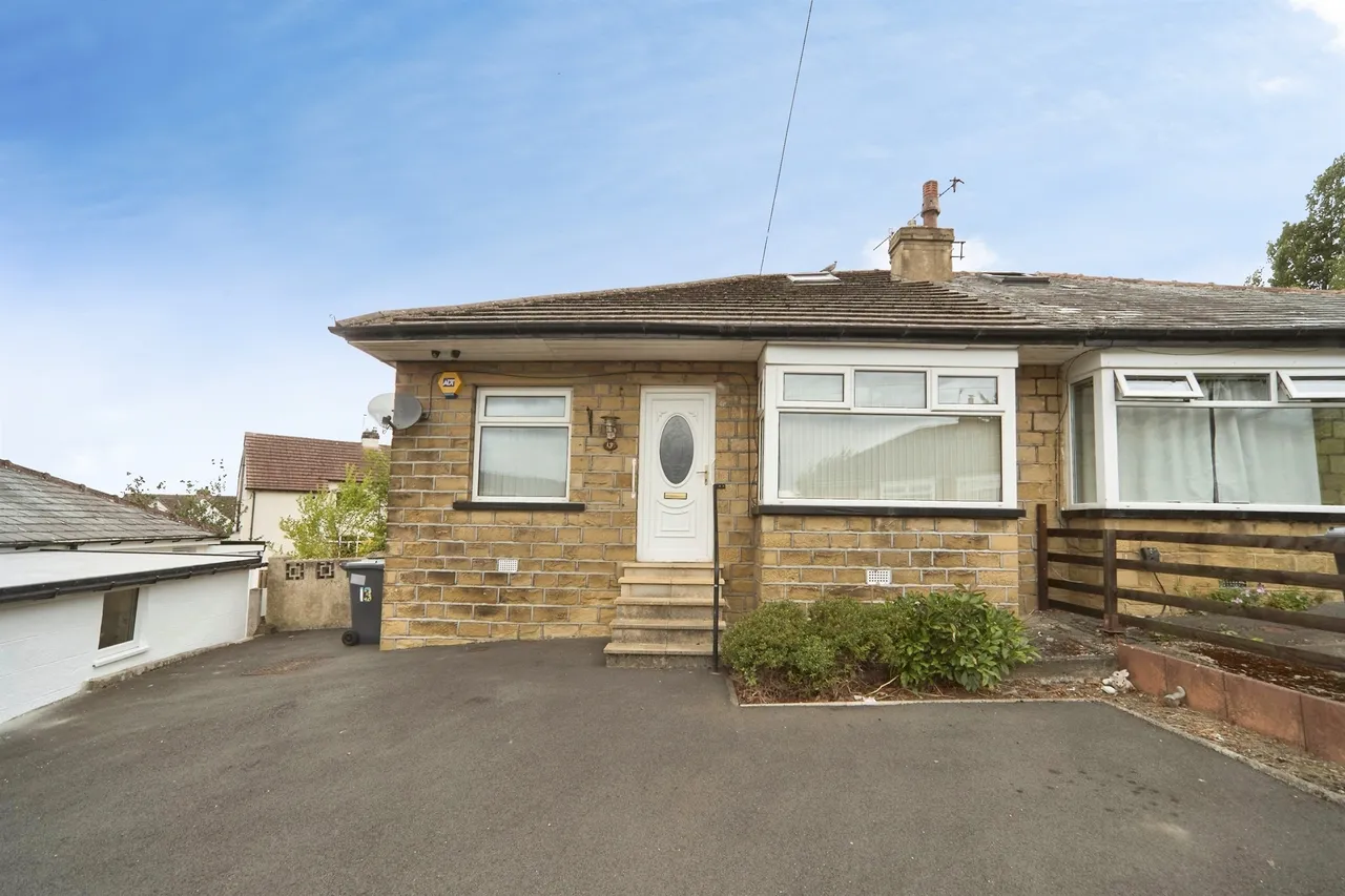 2 bed house for sale — Airedale Mount, Sandbeds, Keighley