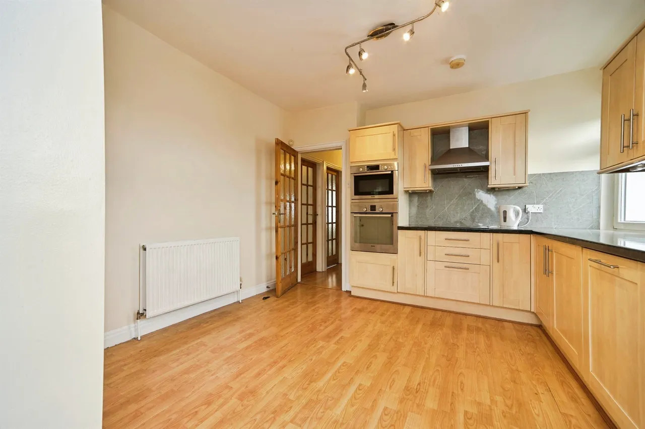 Airedale Mount, Sandbeds, Keighley, photo 10