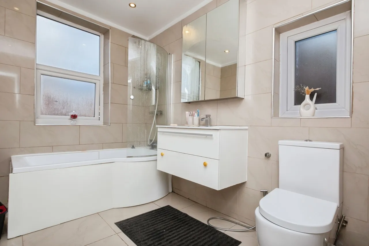 Woodlands Road, Whalley Range, Manchester, Greater Manchester, M16, photo 11