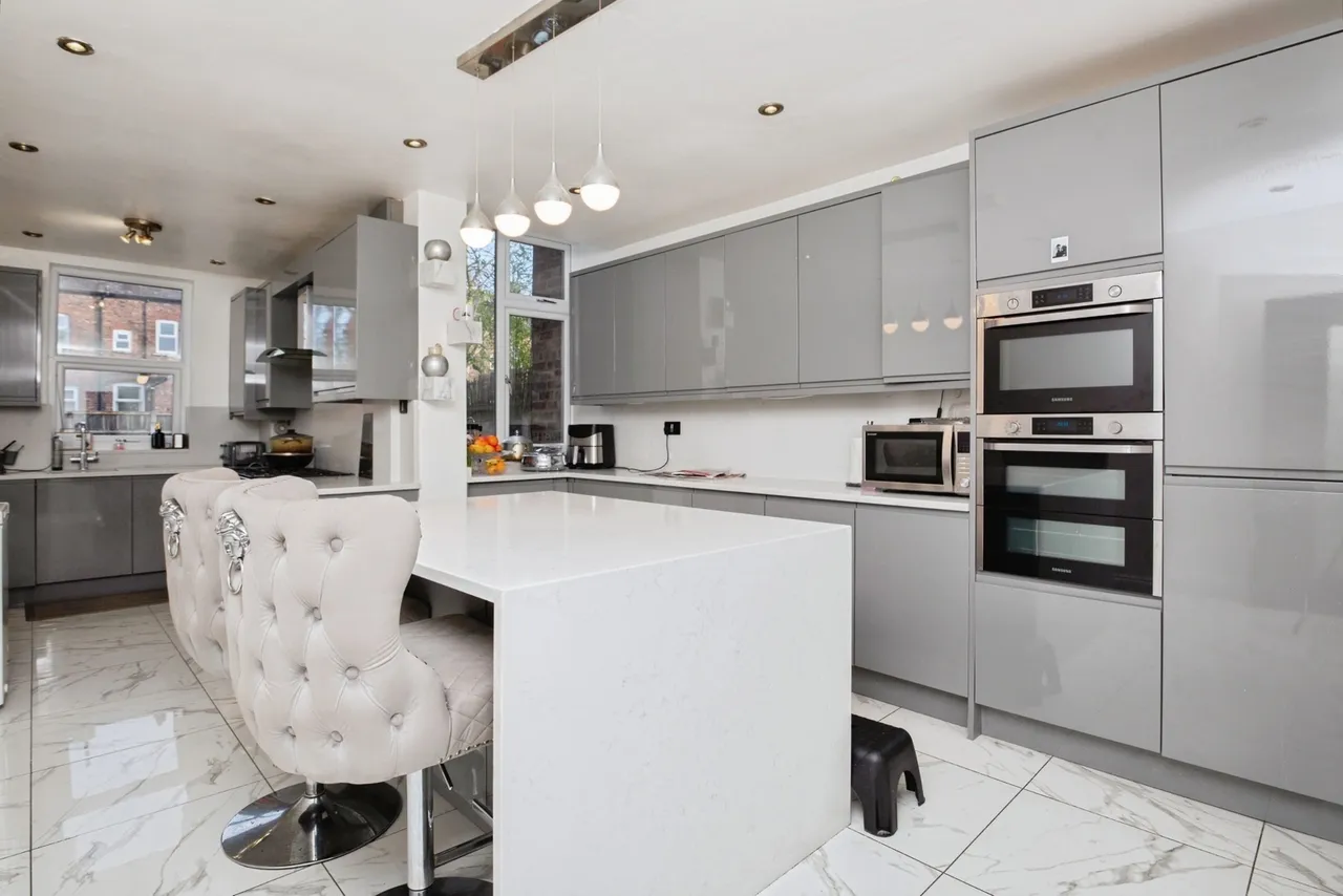 Woodlands Road, Whalley Range, Manchester, Greater Manchester, M16, photo 5