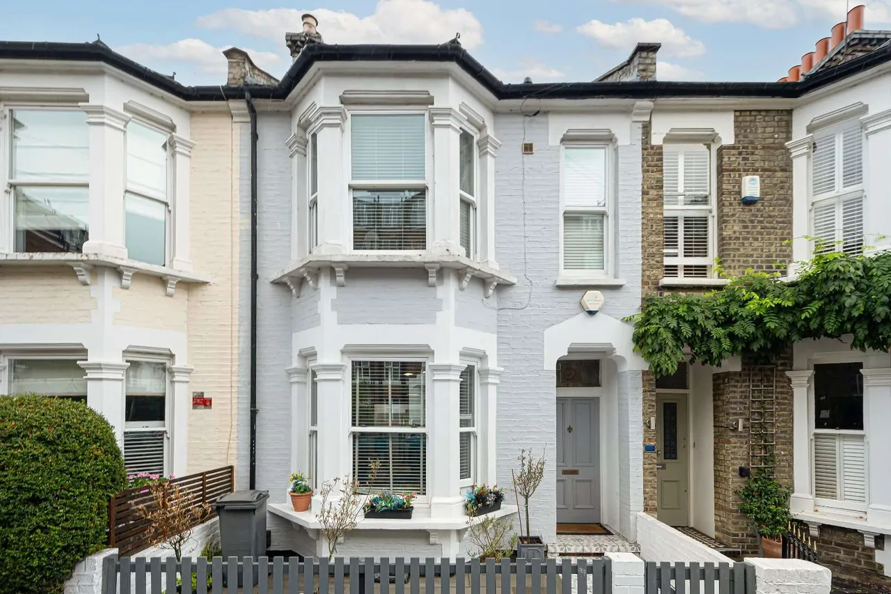 4 bed house for sale — Sutton Lane North, London, W4 4LA