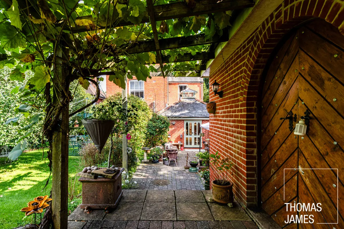Winchester, SO23, photo 39