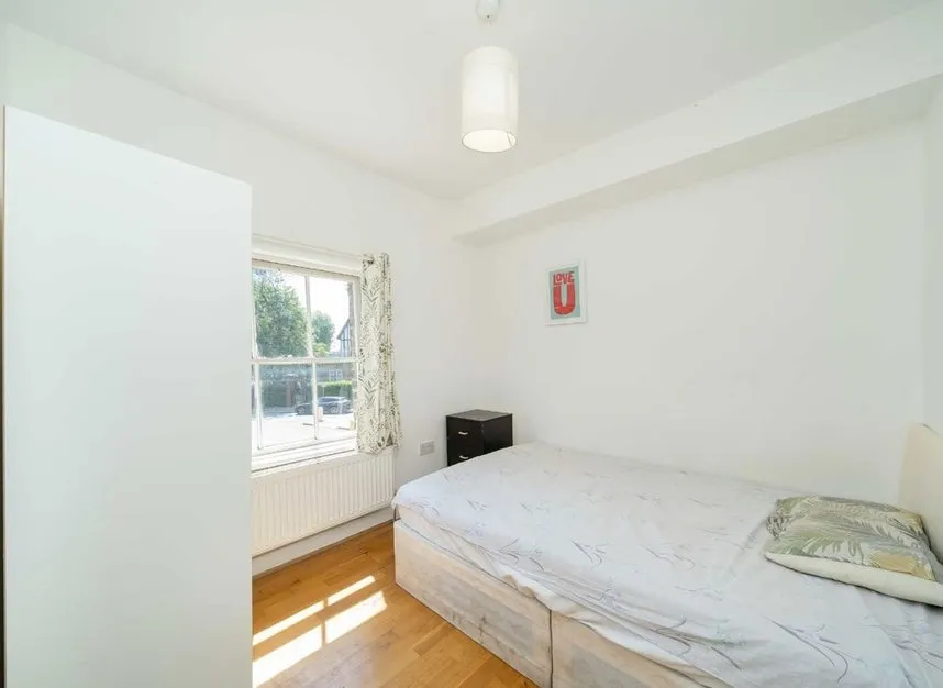 The Burroughs, Hendon, NW4, photo 8