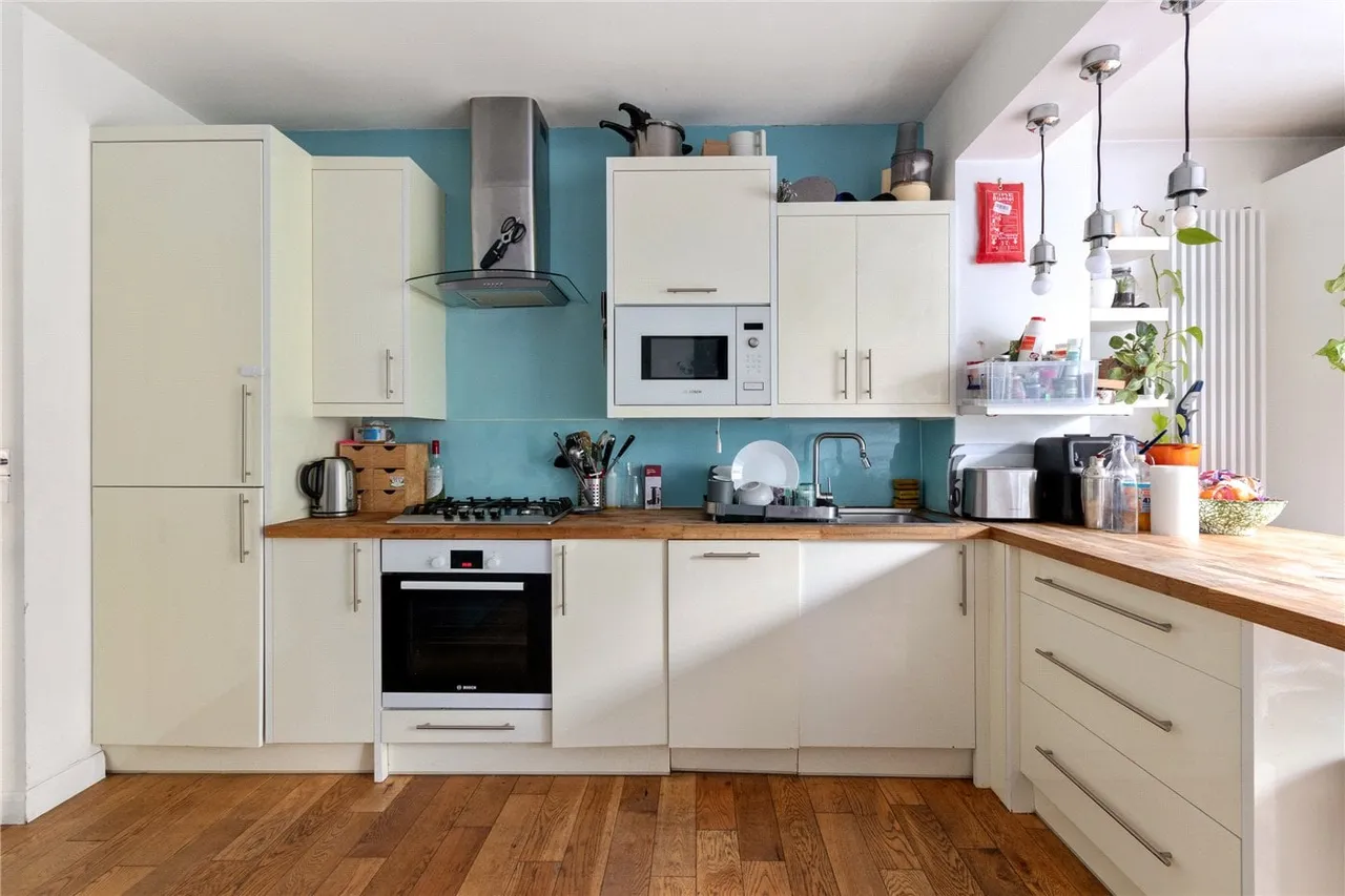 Blackshaw Road, London, SW17, photo 3