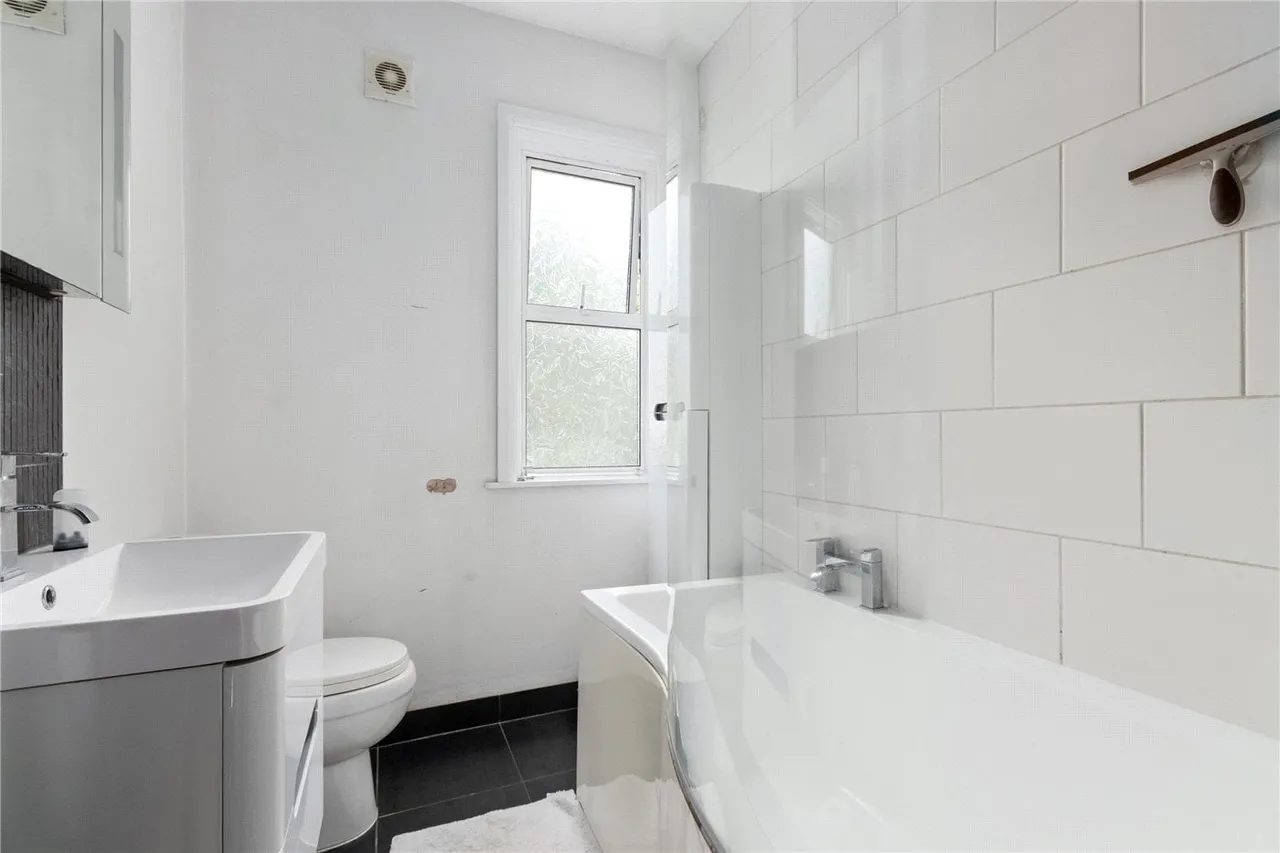 Blackshaw Road, London, SW17, photo 8
