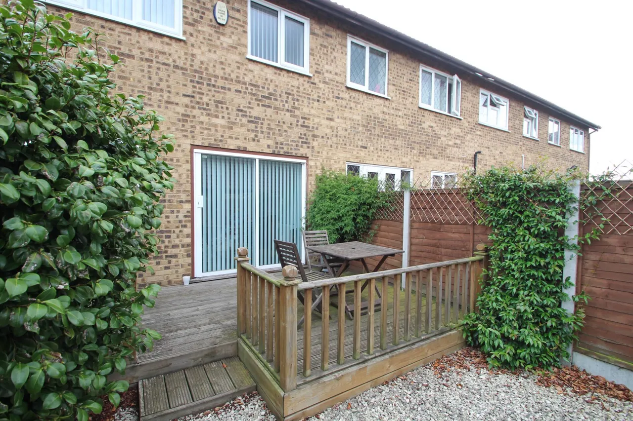 Knights Manor Way, Dartford, photo 2