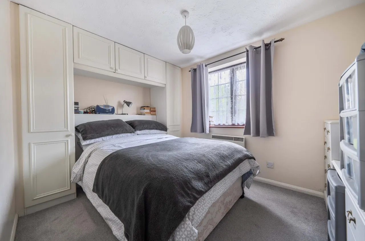 Haileybury Gardens, Hedge End, SO30, photo 6