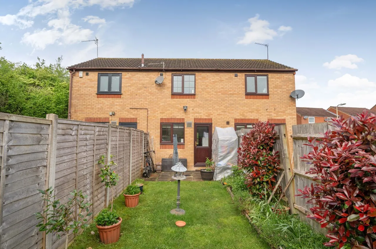 Haileybury Gardens, Hedge End, SO30, photo 9