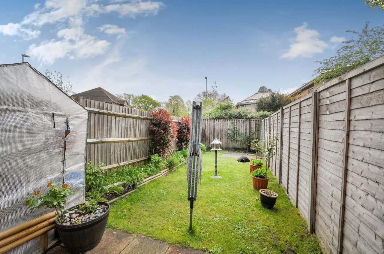 Haileybury Gardens, Hedge End, SO30, photo 8