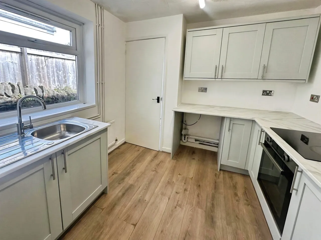 School Street, Caerphilly, CF83, photo 5
