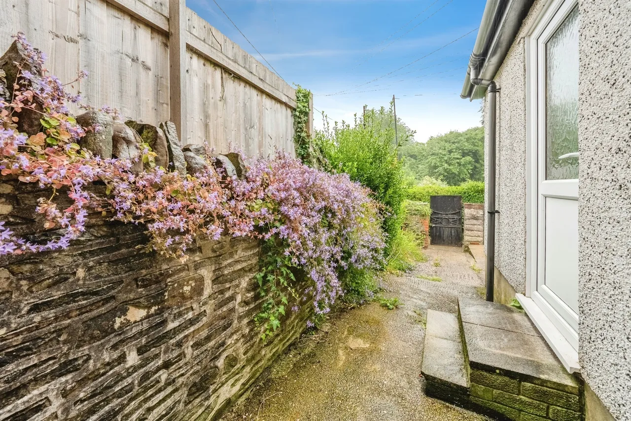 School Street, Caerphilly, CF83, photo 15