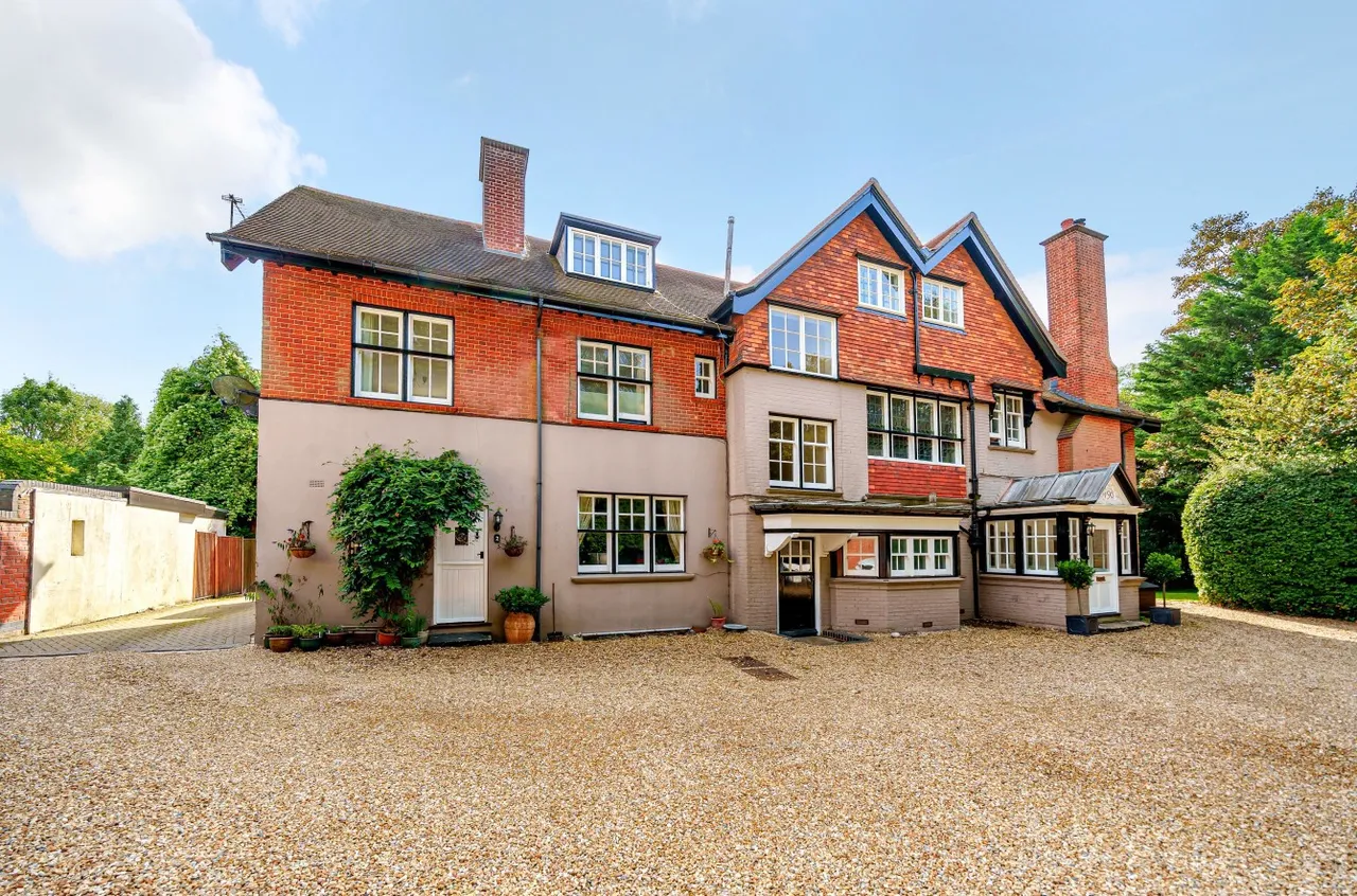 1 bed flat for sale, Southdown Road, Shawford, SO21
