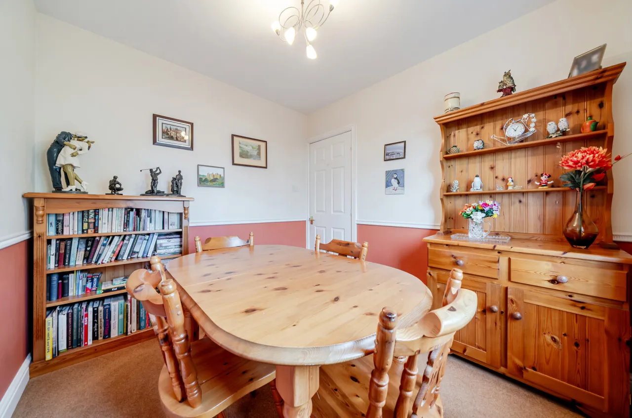Mount Pleasant Court, Pudsey, LS28, photo 18