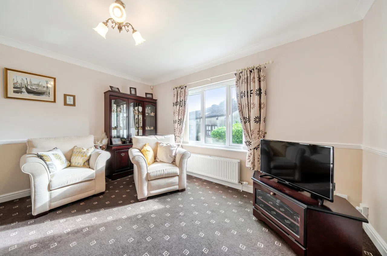 Mount Pleasant Court, Pudsey, LS28, photo 10