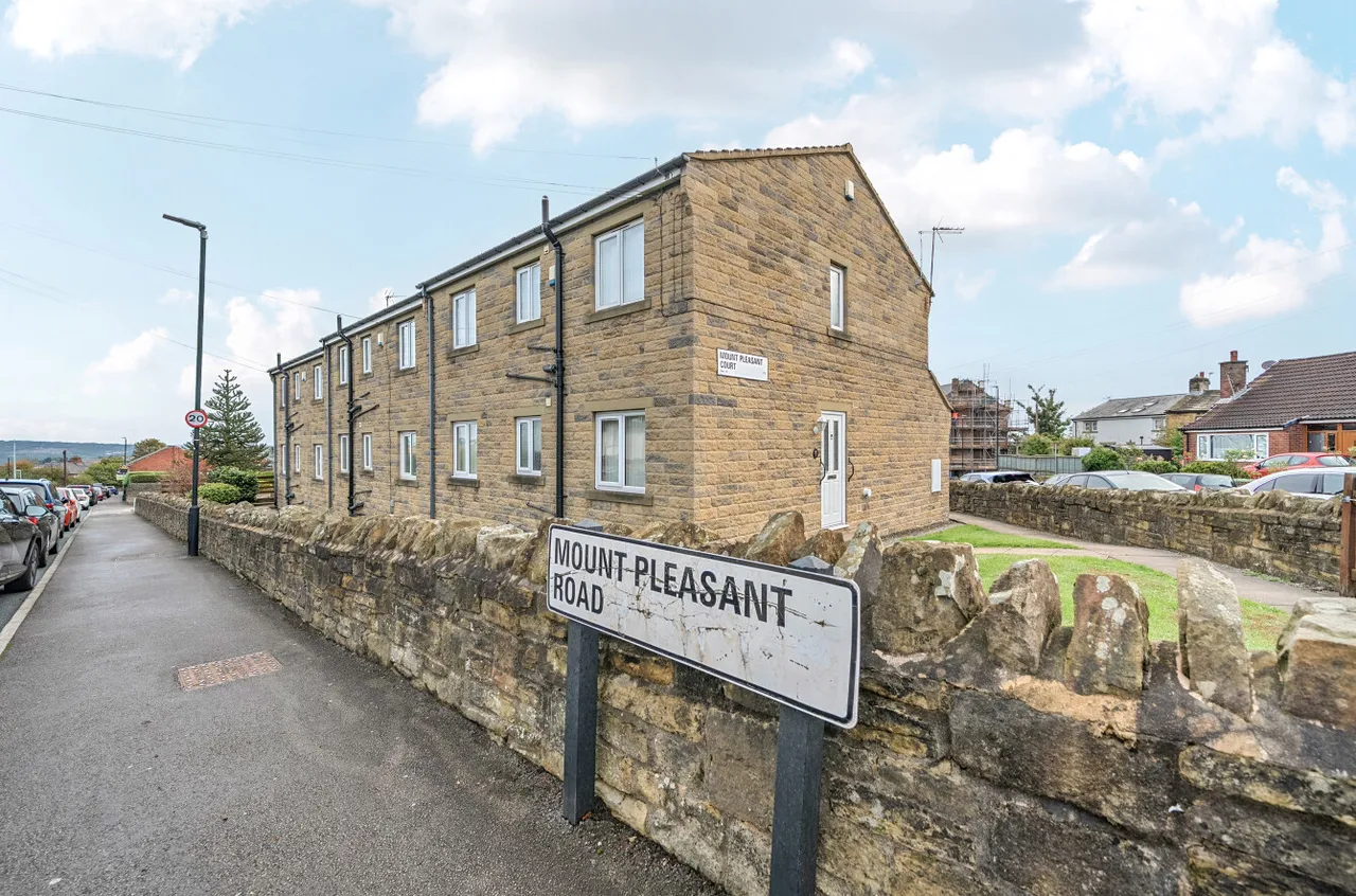 Mount Pleasant Court, Pudsey, LS28, photo 16