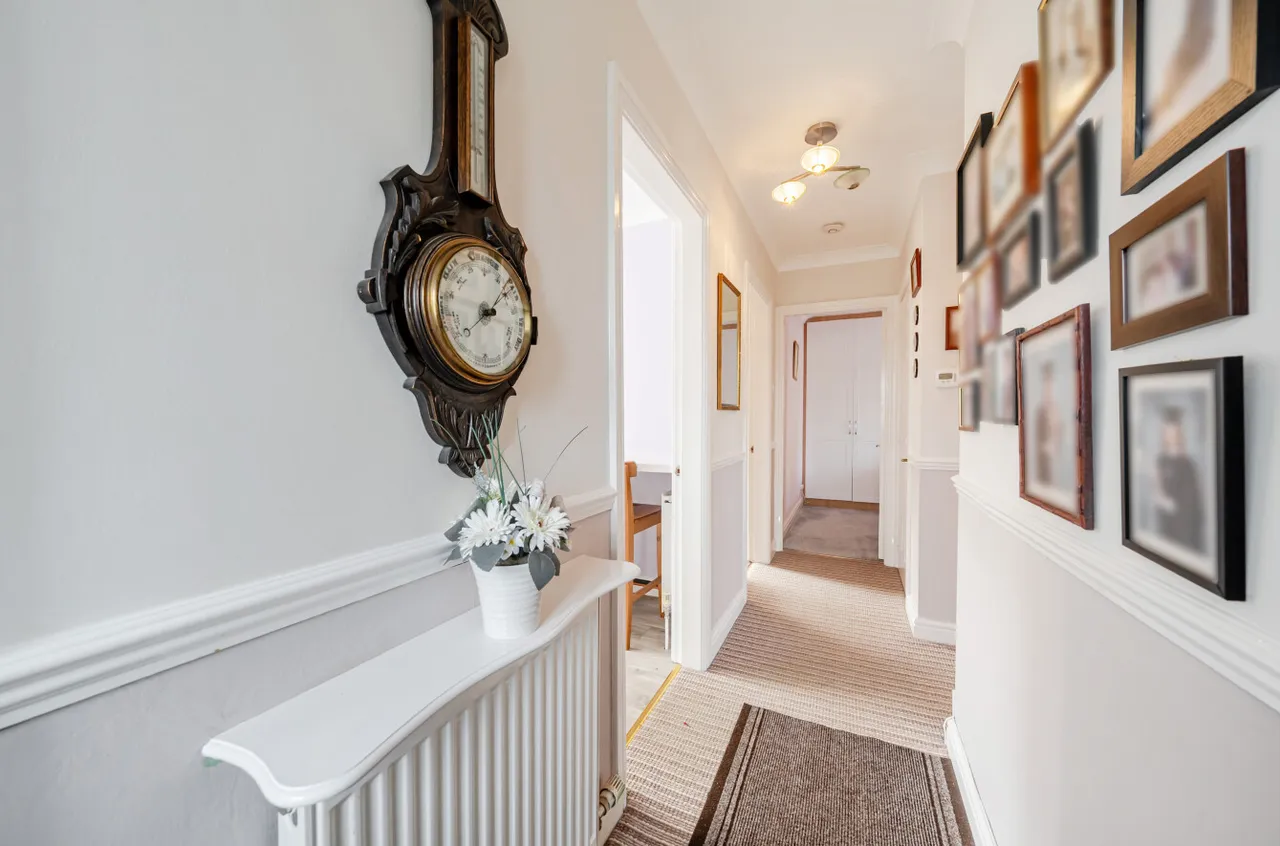 Mount Pleasant Court, Pudsey, LS28, photo 11