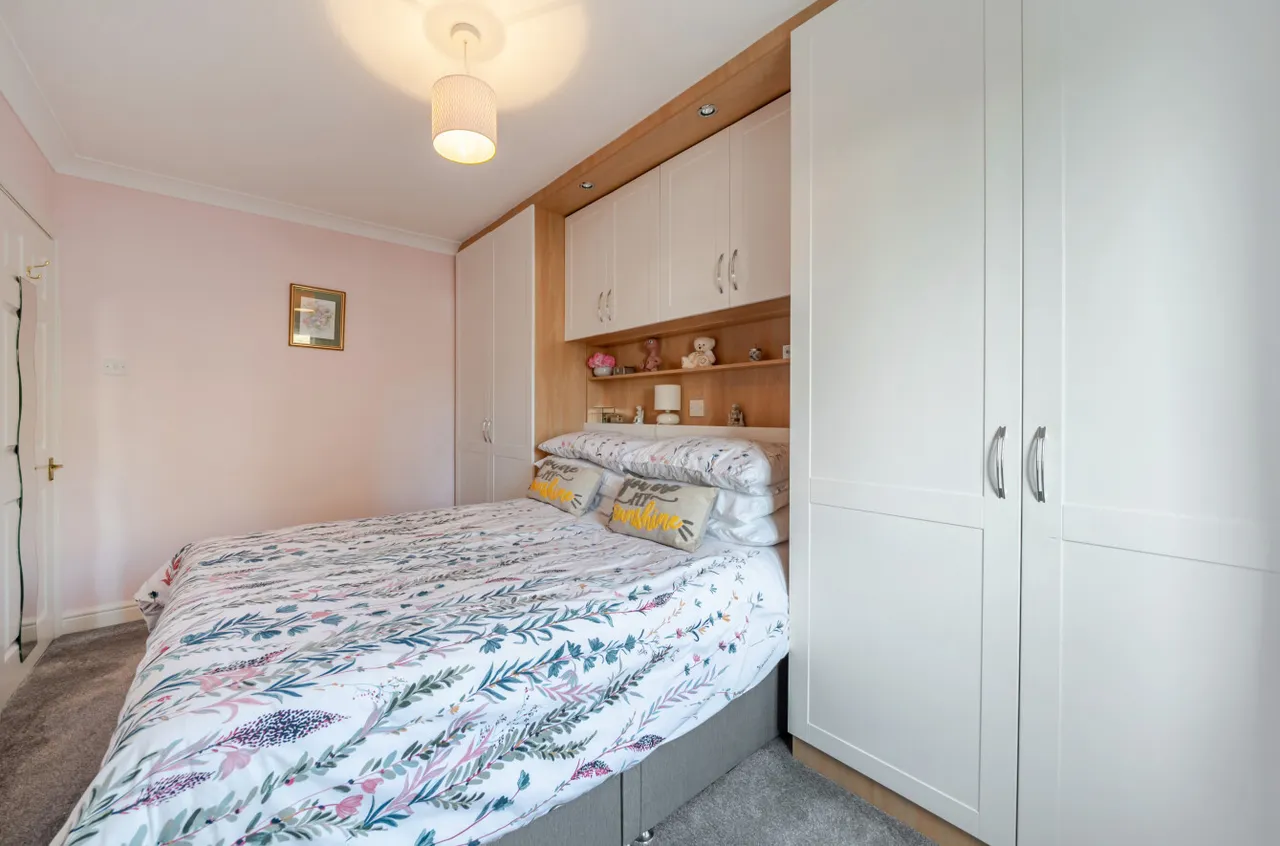 Mount Pleasant Court, Pudsey, LS28, photo 12