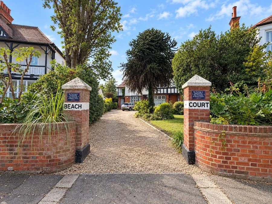 Whitefriars Crescent, Westcliff-on-Sea, SS0, photo 13